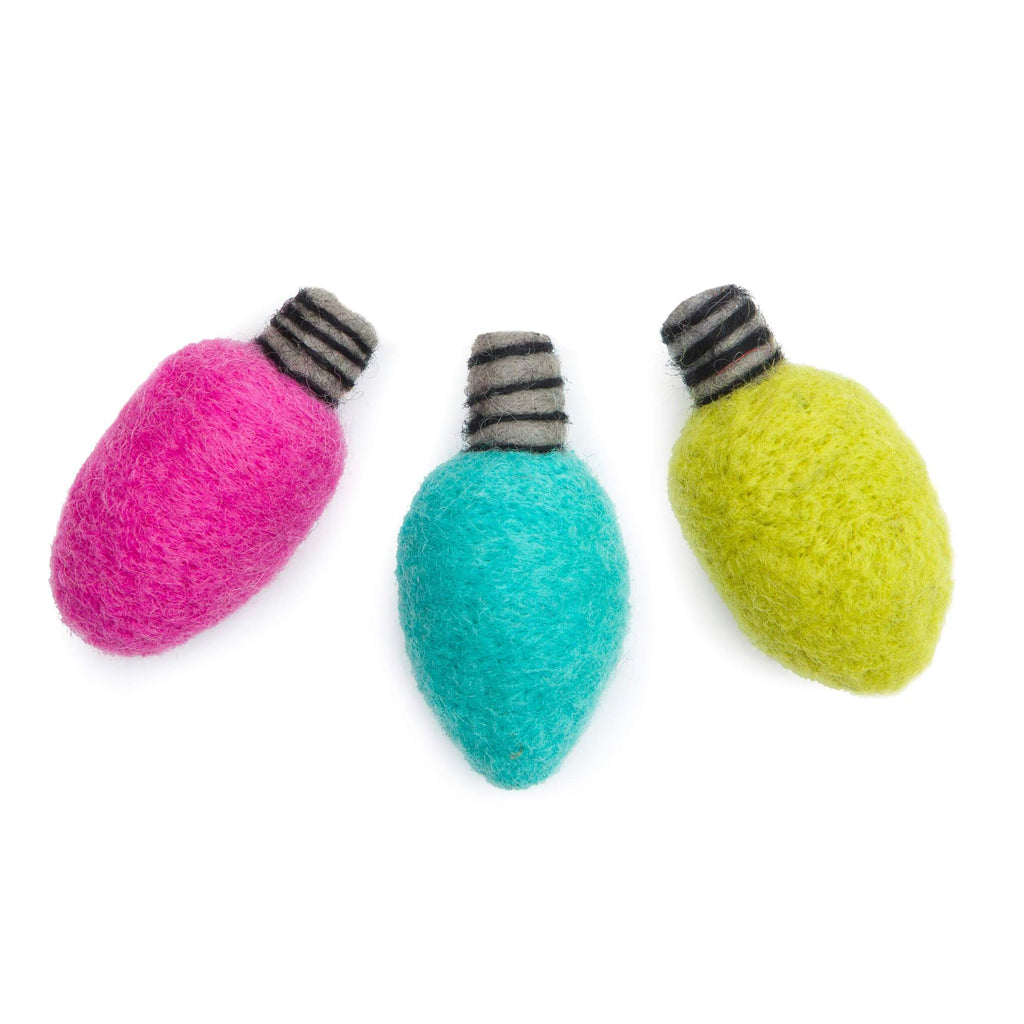 Engage Your Furry Hunter with Natural Set of Rabbit Fur & Hemp <a href='/cat/'>Cat</a> Toys