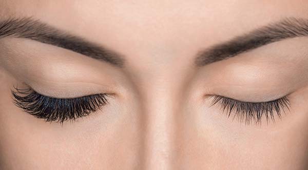 eyelash extensions | Karissa Marie