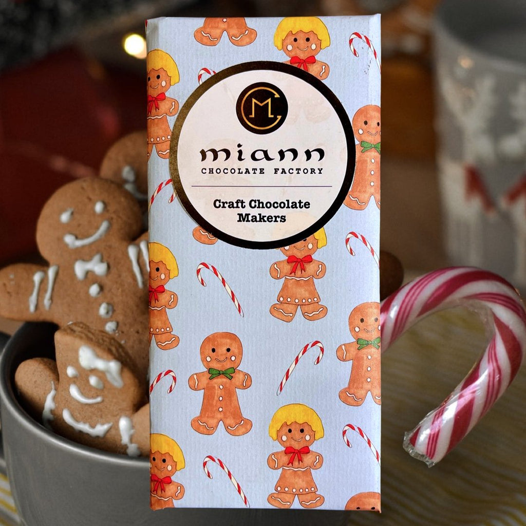 Gingerbread cookie and caramelised white chocolate crunch Bar | MiannChocolateFactory