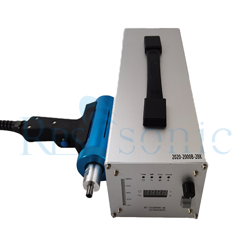 35Khz Handheld Ultrasonic Spot Welding Machine With Titanium Horn 0