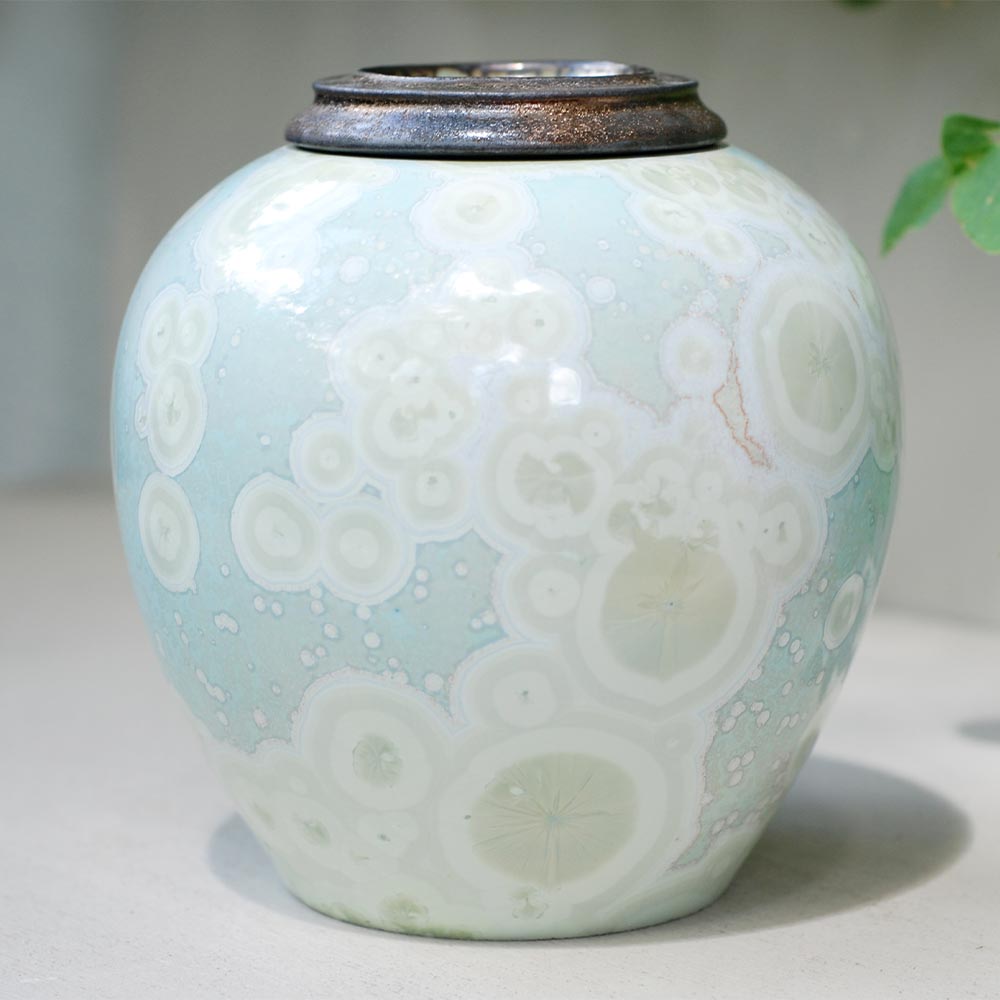 Biodegradable Cremation Ashes Urn OCEANE QUARTZ WHITE (Footprints)