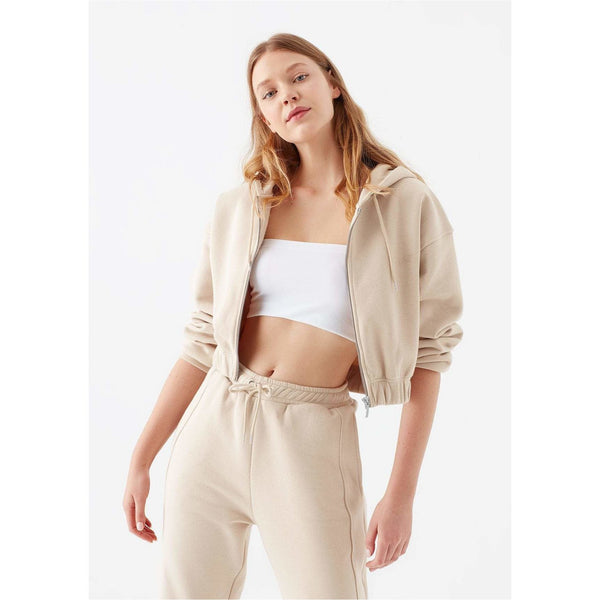 Stay Stylish and Cozy with Highpoint.ca's Adorable Cropped Zip-Up Hoodie