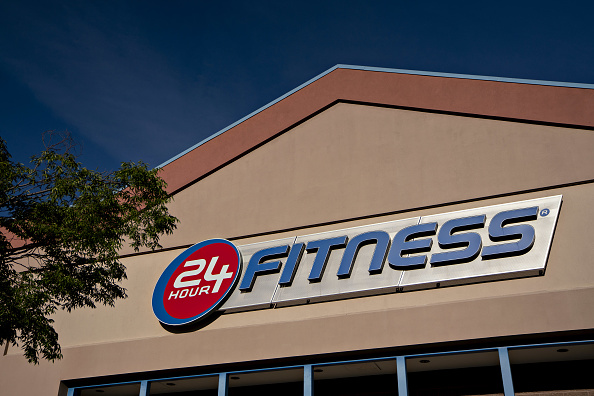 Experience the Best Basketball Workout at 24 Hour Fitness Gyms in Manteca, CA and Sandy, UT