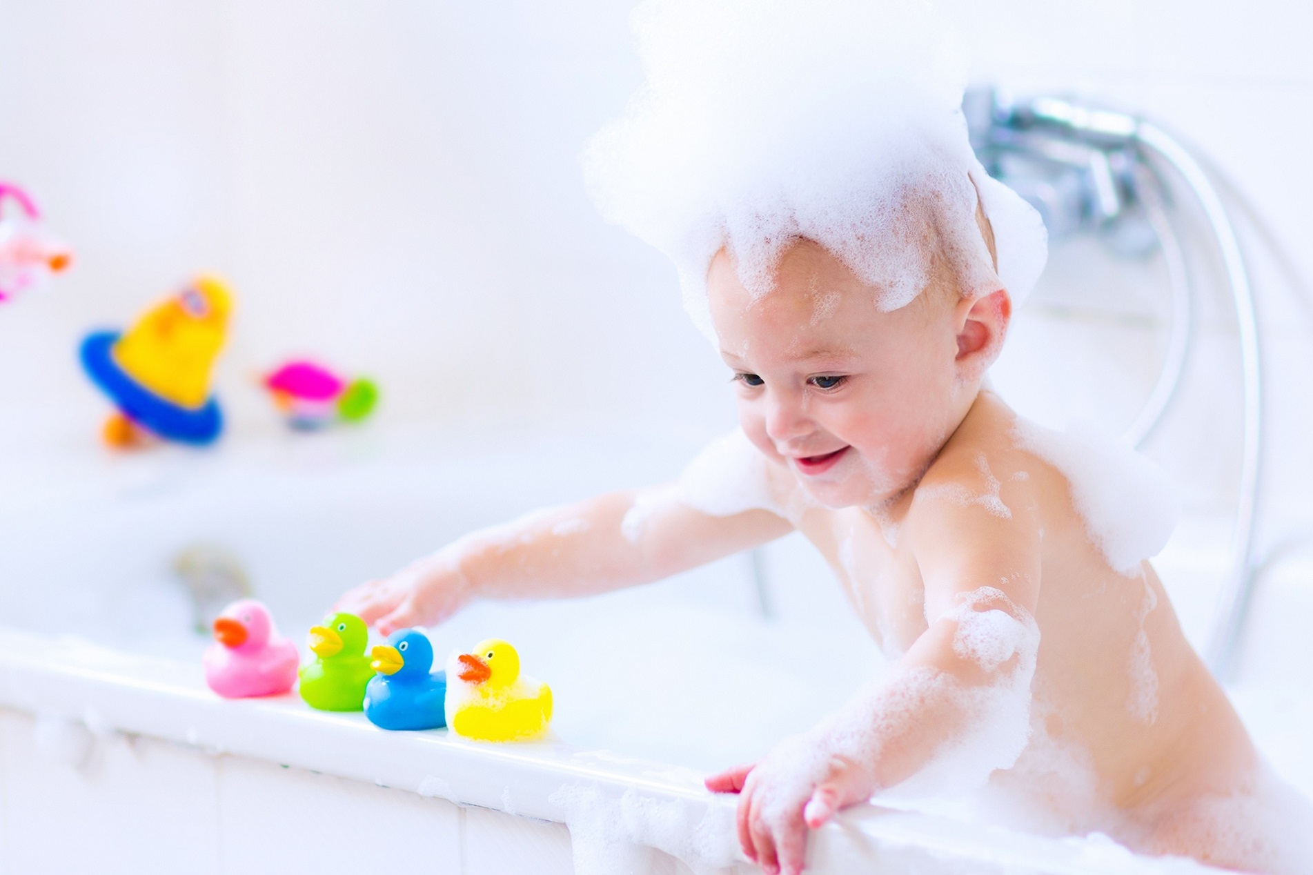How do you bathe a baby without a bathtub? - Small miracle