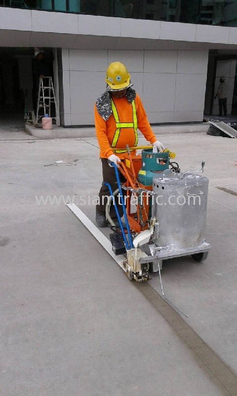 Driving Road Marking Machine | Hnroad