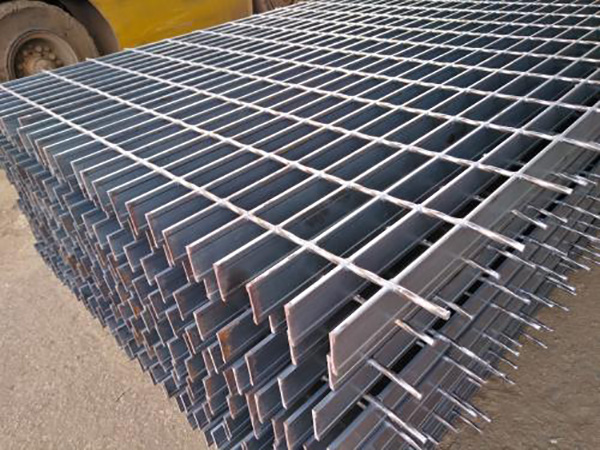 Quality Steel Grating for Stairs & Walkways - Factory Direct Pricing