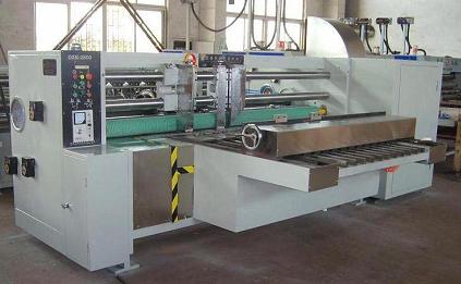 High-speed vacuum transfer printing slotting die-cutting machine