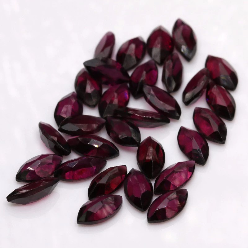 Natrual Gems Purple Garnet Marquise 2x4mm (2)