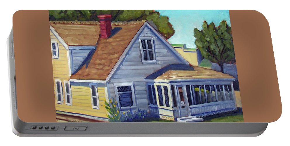 House Portable Battery Charger (5200 mAh) | Pixels