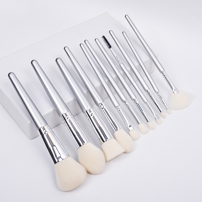 cosmetic brush (8)