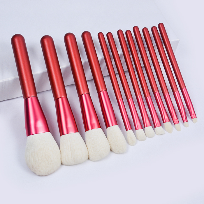 red makeup brush set (6)