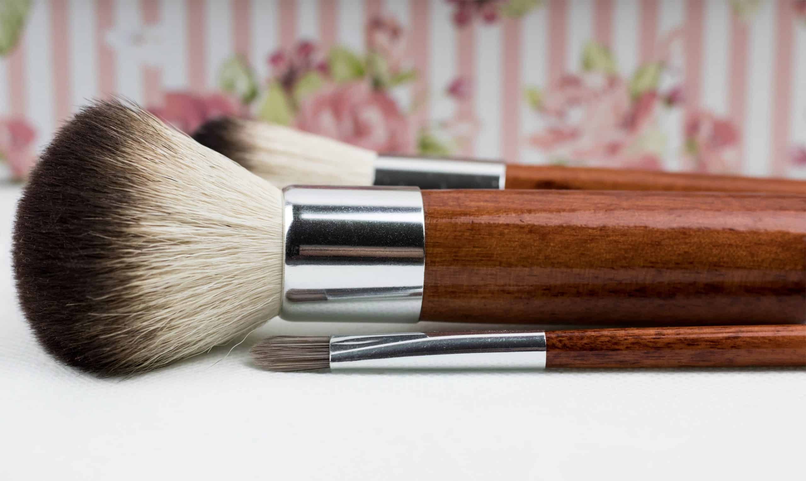 Silicone Makeup Brushes : silicone makeup