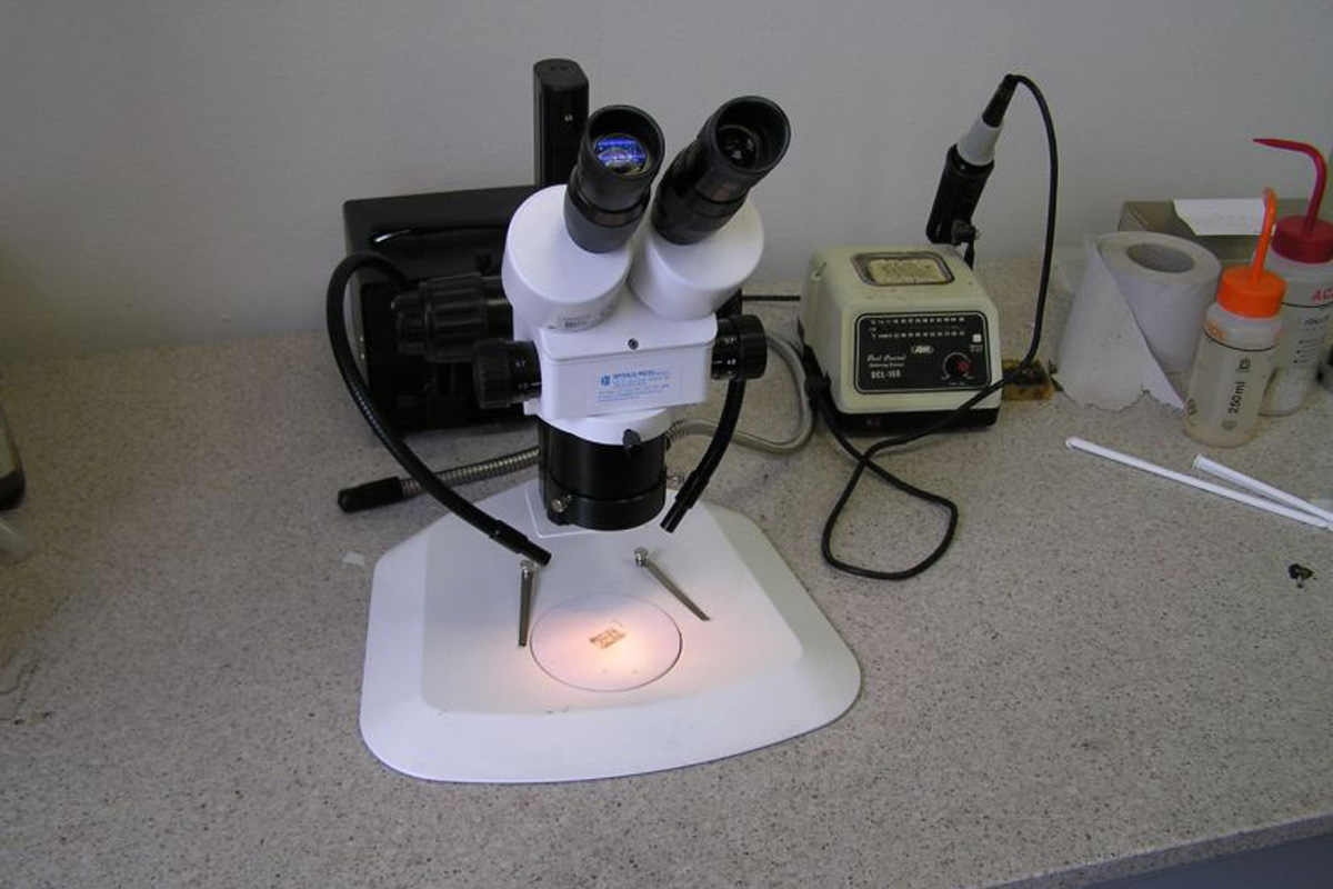 Virtual Spectrometer & Microscope Demos | Edinburgh Instruments