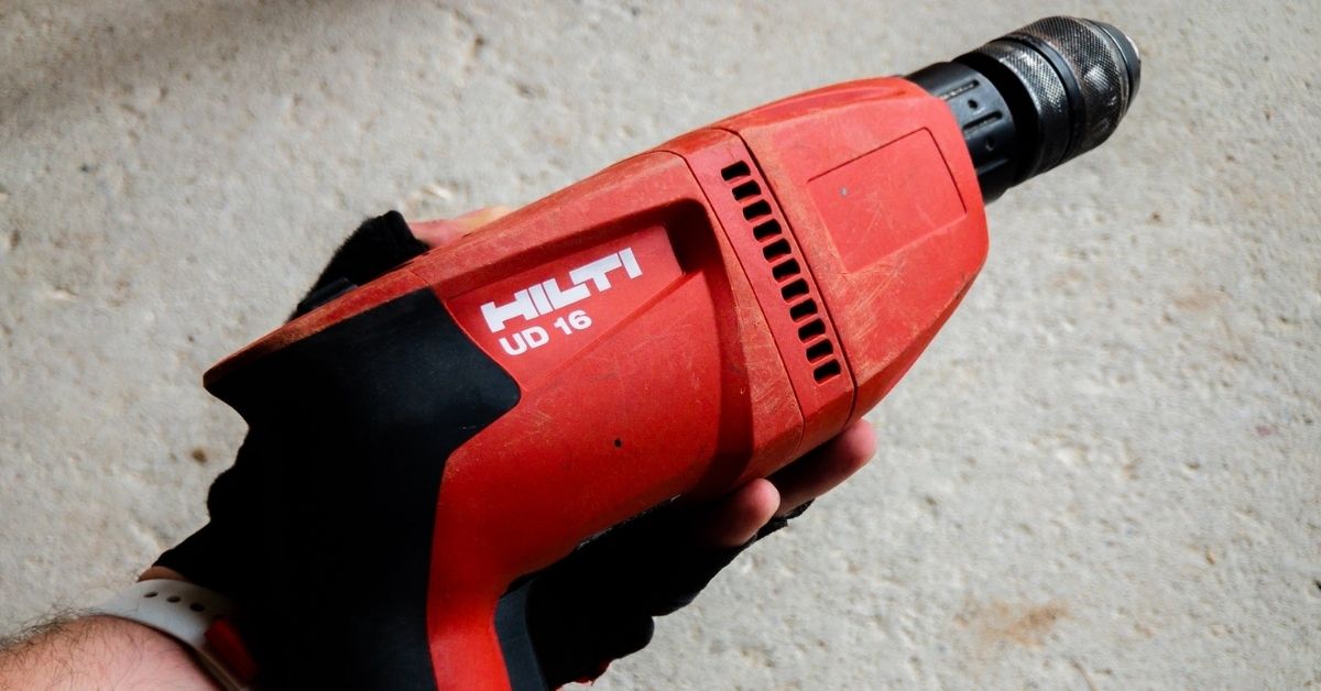 Tool Usage: Can You Use 18V Impact Wrench to Remove Lug Nuts?

 Enegitech