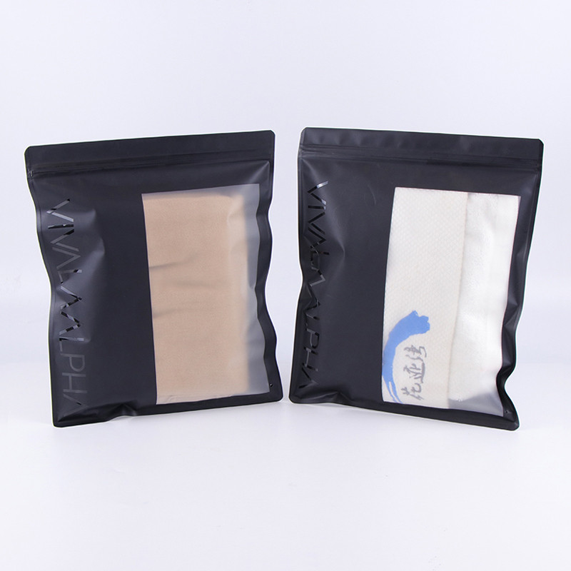 Customize Your Packaging with Black <a href='/zipper-bag/'>Zipper Bag</a>s | Factory Direct Pricing