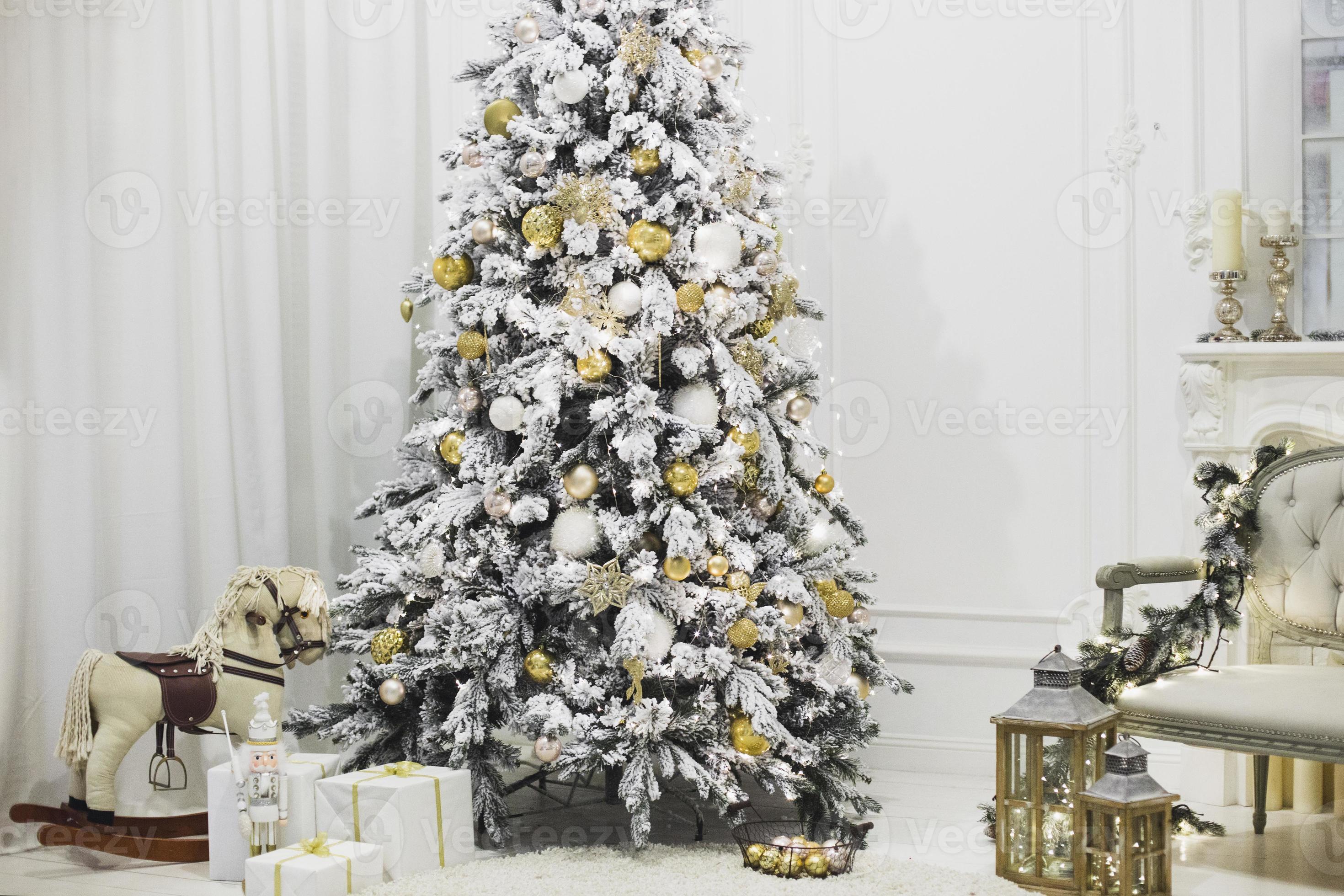 <a href='/christmas-tree/'>Christmas Tree</a>: christmas tree in living room Christmas Tree In Grey Living Room Christmas Tree Living Room Fire Big <a href='/christmas-tree-in-living-room/'>Christmas Tree In Living Room</a> ~ technupower