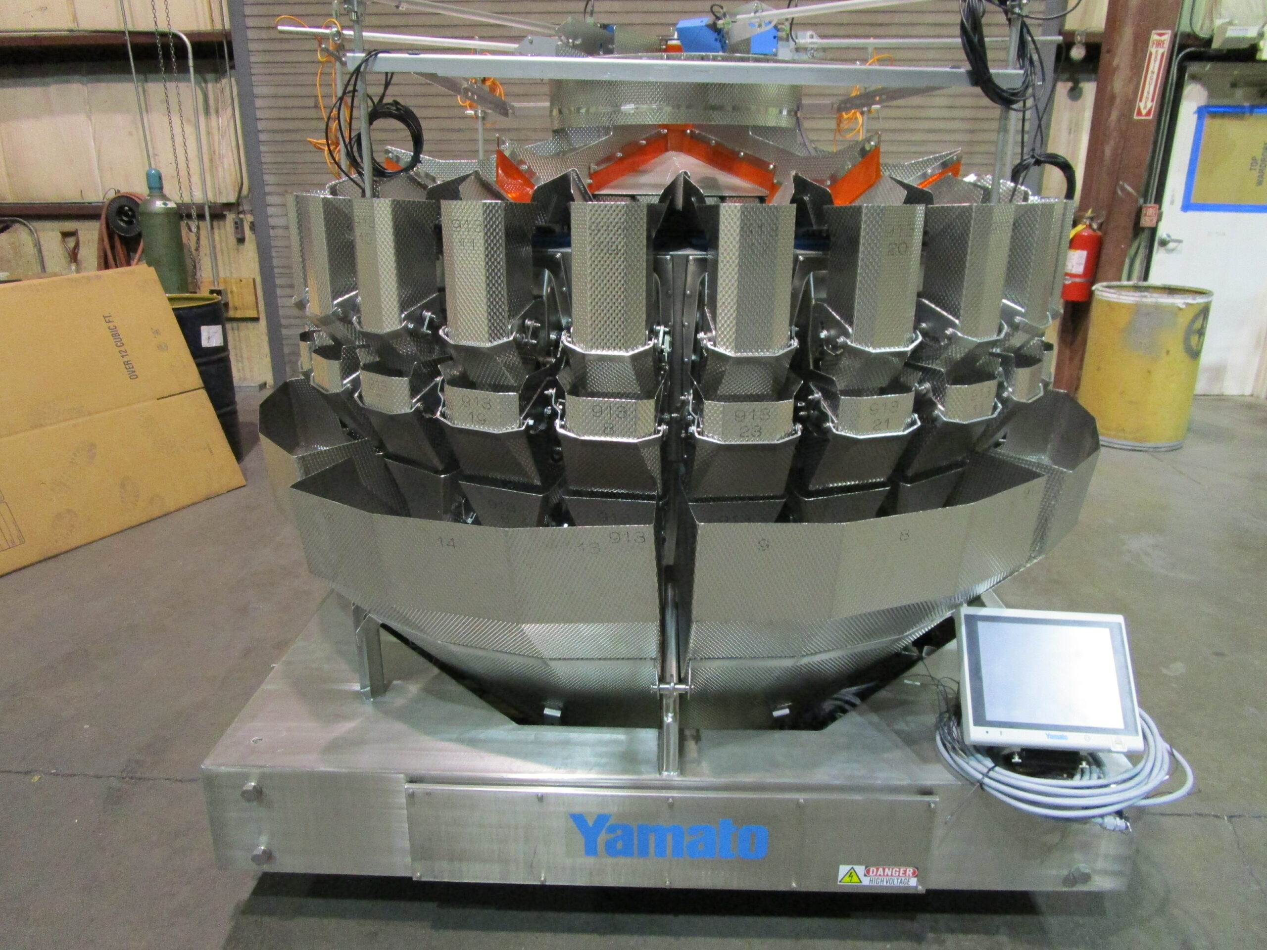 MultiheadWeighers.com - Used Yamato Dataweigh ADW-414SN Multihead Weigher