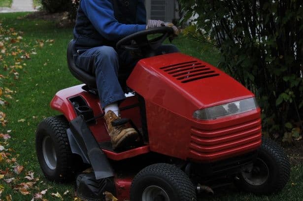 Garden Tractor | New & Used Riding <a href='/lawn-mower/'>Lawn Mower</a>s, Golf Carts, Electric Bikes, and Other Vehicles for Sale in Winnipeg | Kijiji Classifieds