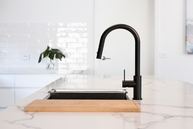 Monochrome,Kitchen,Detail,Of,Black,Gooseneck,Tap