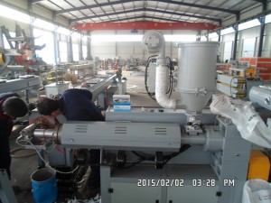 pe pipe extruder