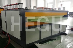 pp hollow sheet machine