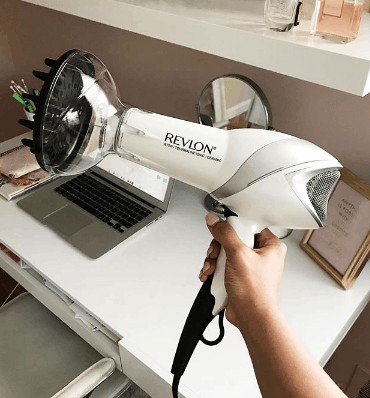 Revlon Pro Collection Salon Performance Turbo Ionic Super Lightweight <a href='/hair-dryer/'>Hair Dryer</a> 2000 W