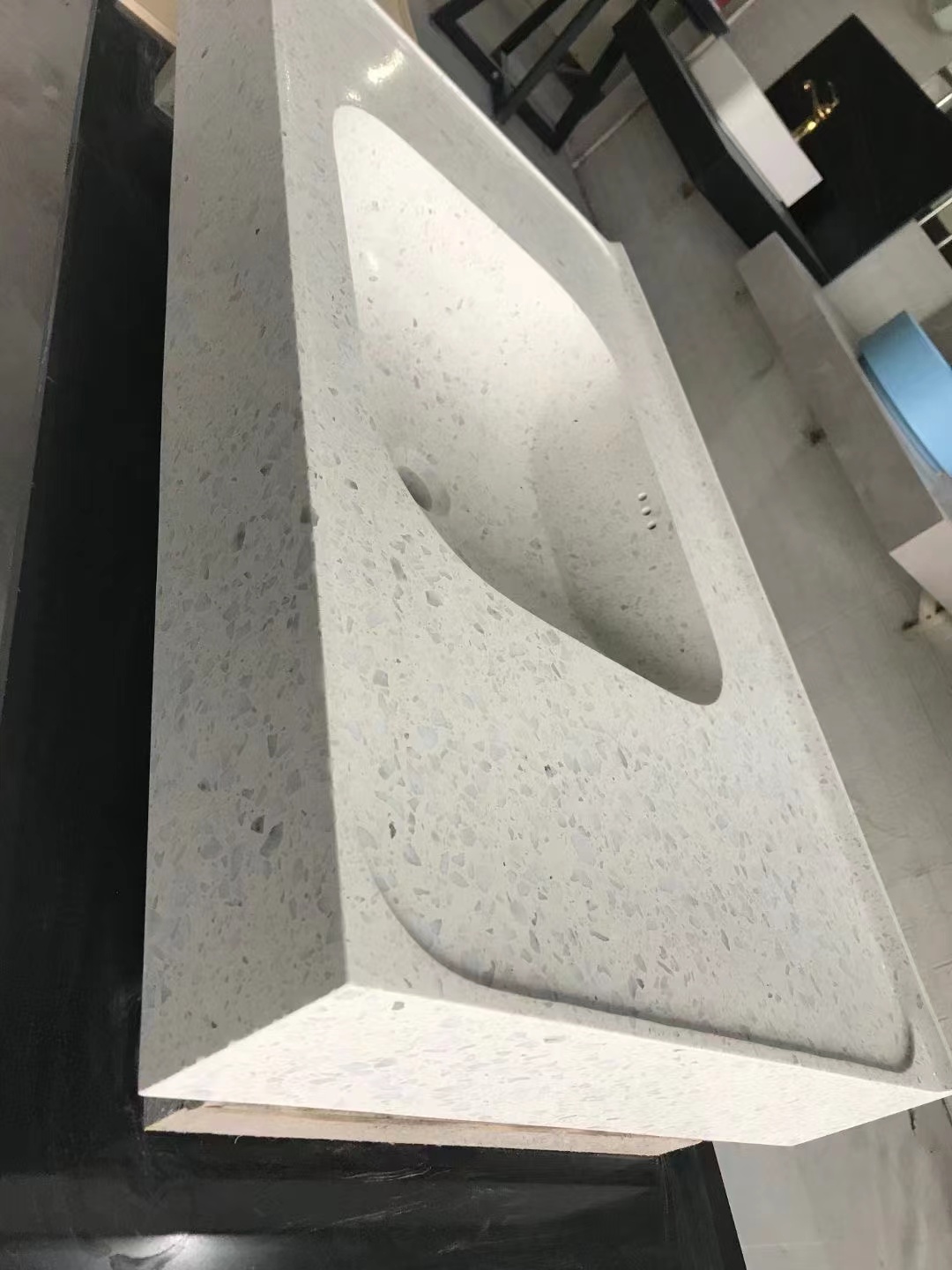 Terrazzo basin (1)