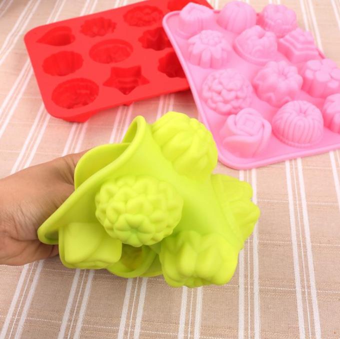 Flower Cocktail Silicone Ice Cube Molds 87g Lightweight Decorative