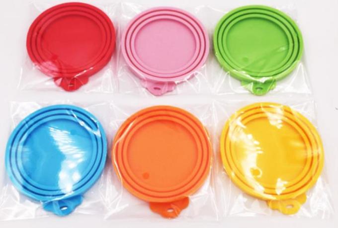 Excellent Sealing Unique Kitchen Gadgets , Pet Food Silicone Can Lids Seamless