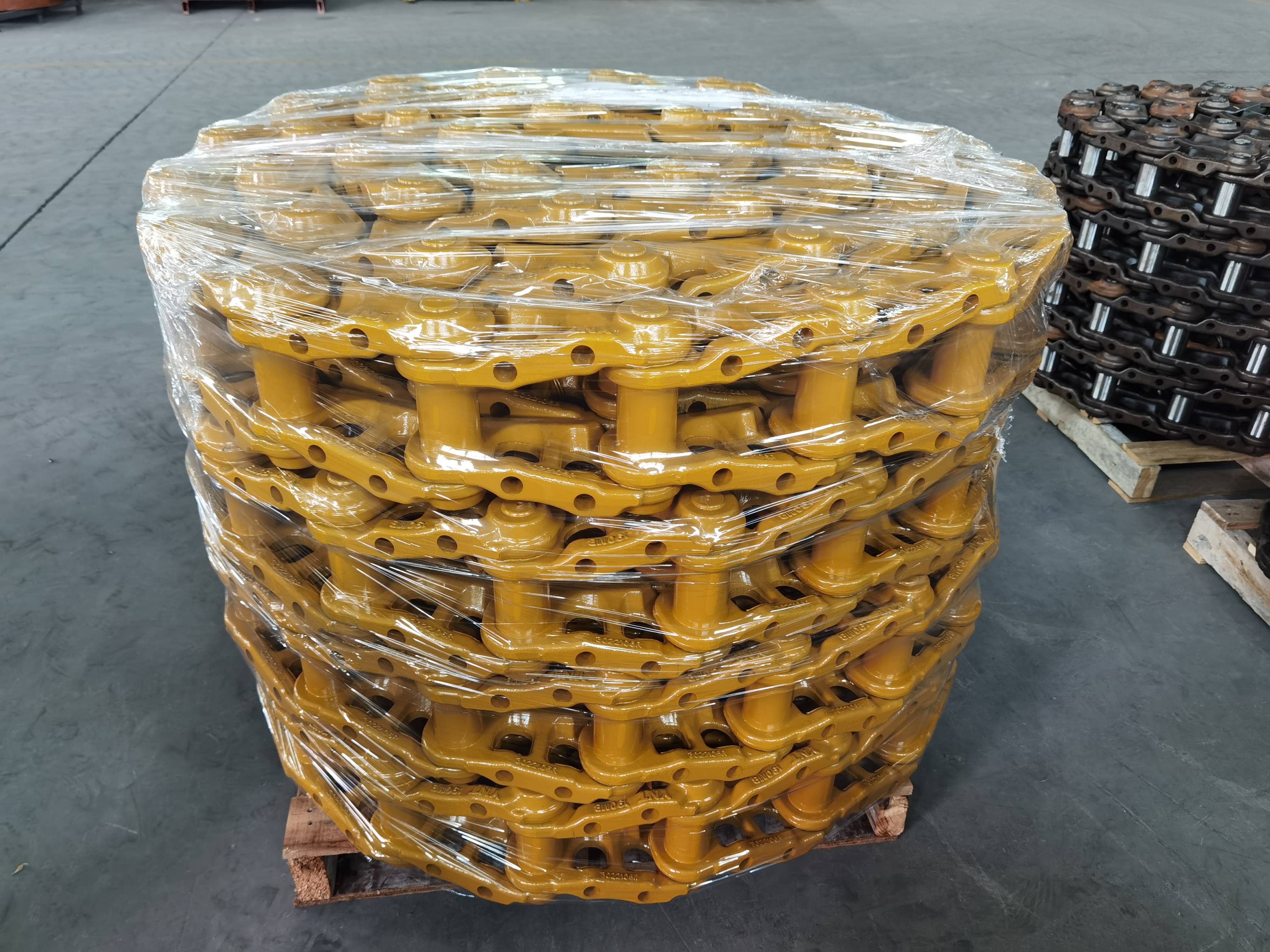 Factory Direct Supply E320 Yellow Excavator Track Link Group - 45 Links Track Chain for Improved Performance