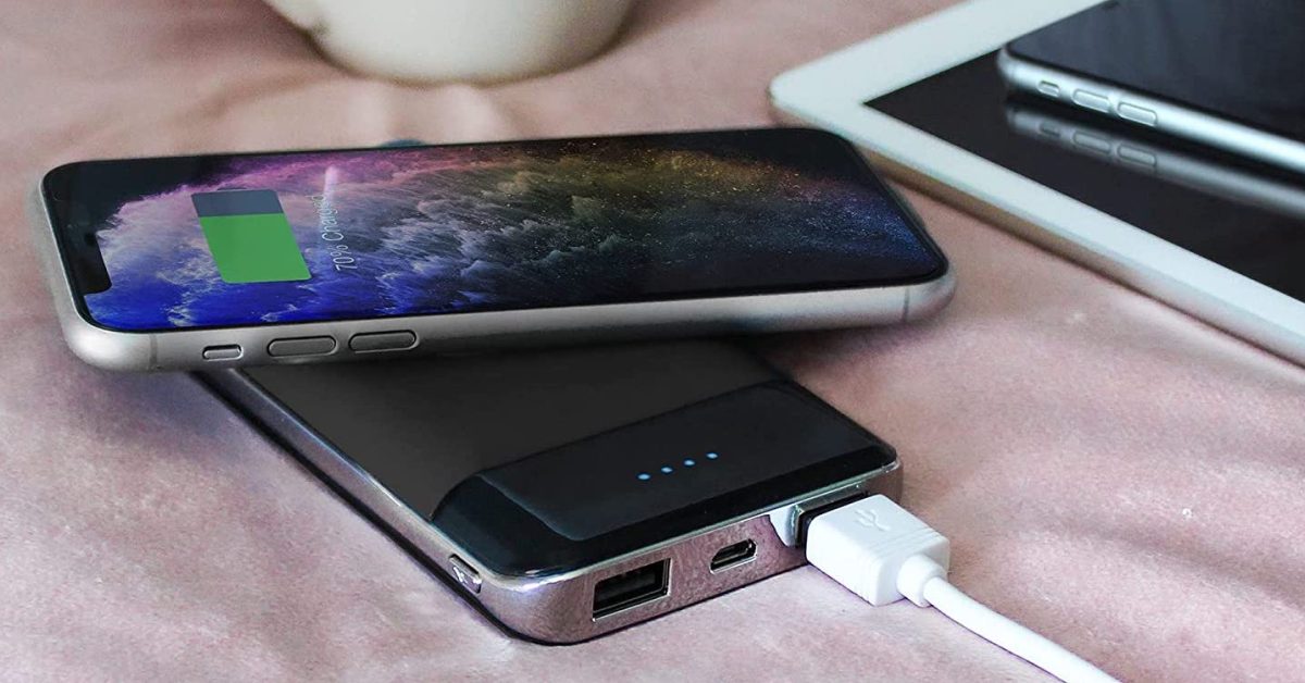 MAGFAST Debuts The Worlds First Power Bank with Three Qi Wireless <a href='/charging-coil/'>Charging Coil</a>s | MAGFAST Chargers. A Family of Premium Magnetic Chargers