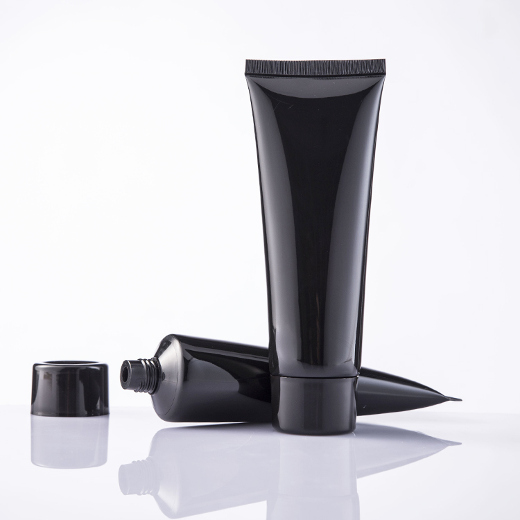 100ml black tube flip top cap (1)