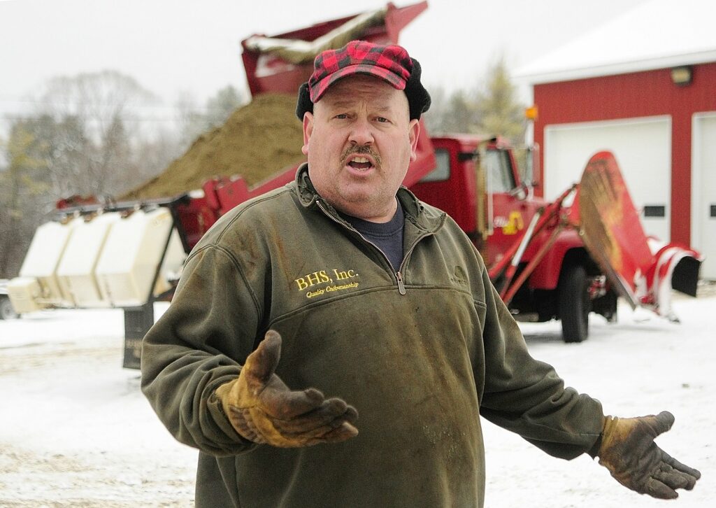 Synchronized snow plowing is a thing! in Kentucky