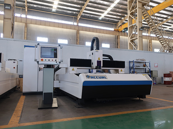 CNC Fiber Laser Cutting Machine China Manufacturer