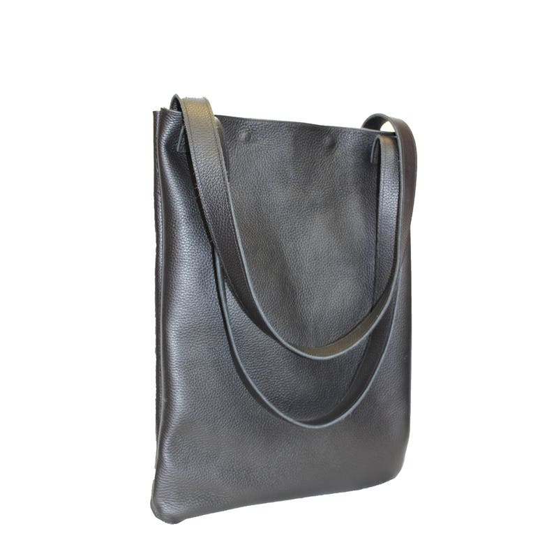 <a href='/large-leather-tote/'>Large Leather Tote</a> Bag