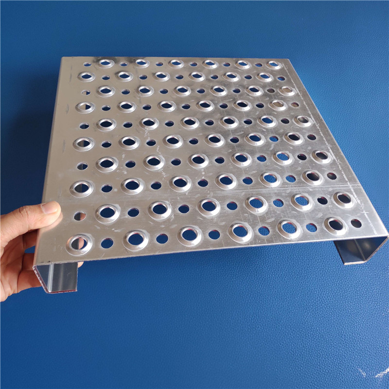 Crocodile mouth perforated metal02