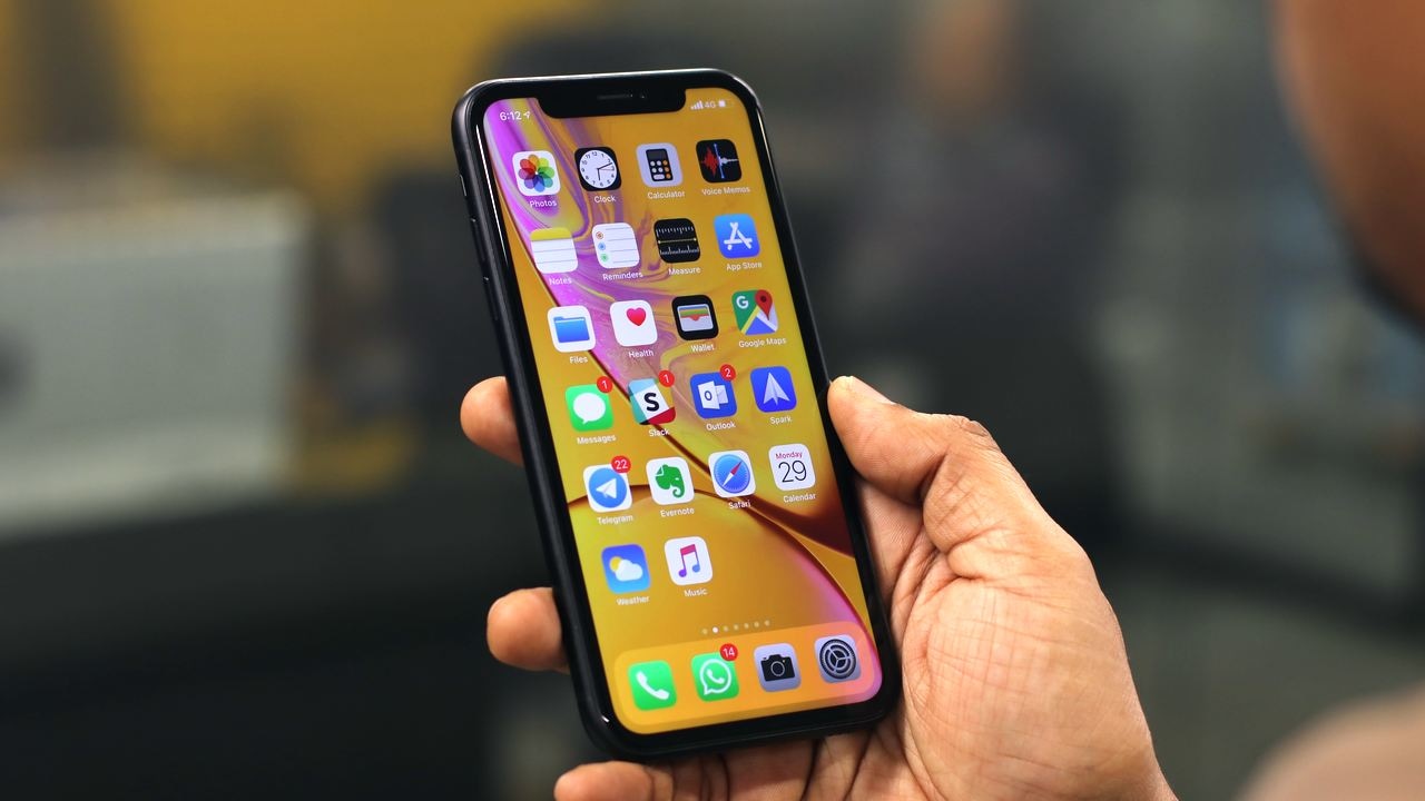 Apple iPhone XR review: Lower cost comes with camera, reception compromises Review | ZDNet
