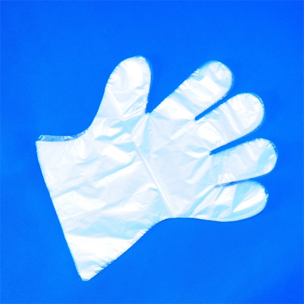 High quality folded glove plastic PE <a href='/disposable-glove/'>disposable glove</a>s