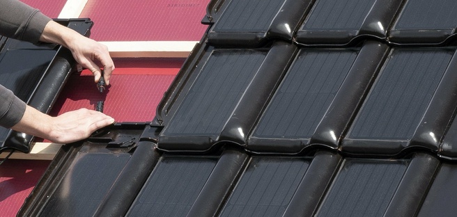 Swiss manufacturer unveils mini batteries for balcony solar panels  FocusTechnica