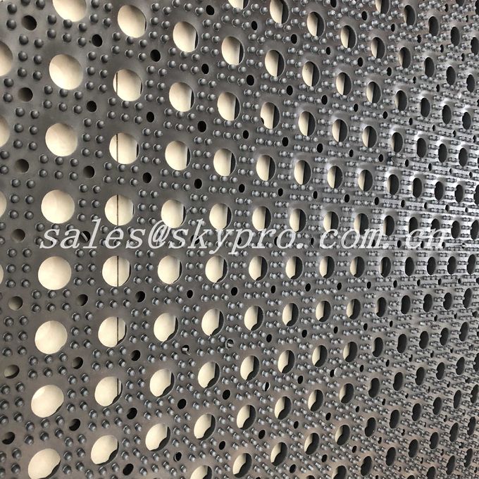 Anti Slip Water Drain Holes Natural Gum Rubber Sheet For Swimming Pool 1