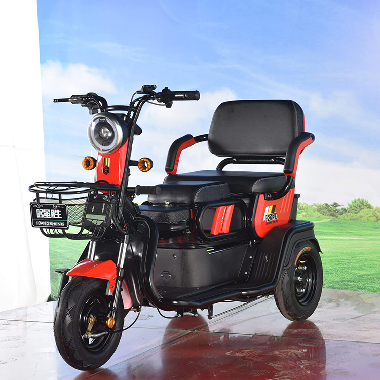 Hot selling electric scooters 3 wheel electric tricycle 500W mobility electric rickshaw scooter for adults