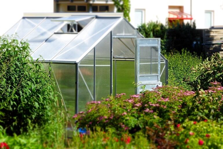 solar greenhouses Archives - Greenhouse GardenGreenhouse Garden