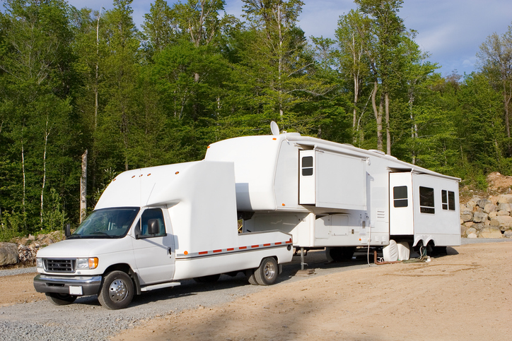 Mobile Suites 5th wheel trailer