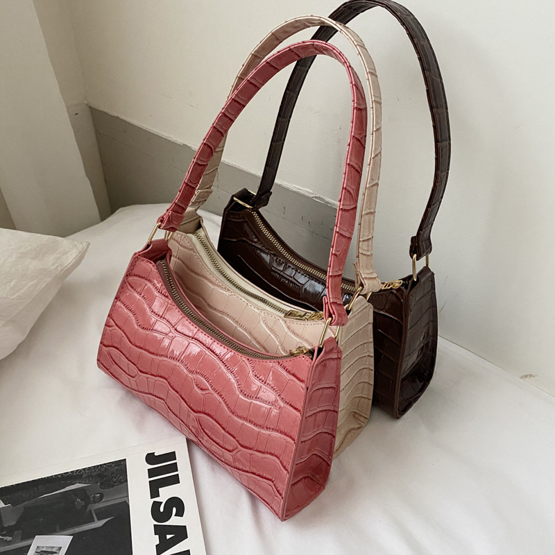 Ladies handbag (5)