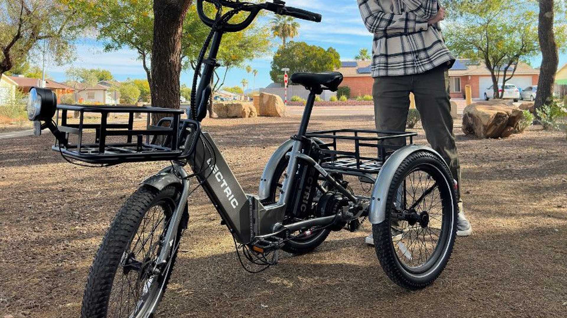 Lectric To Debut Shiny New <a href='/electric-trike/'>Electric Trike</a> At Surprisingly Low Price