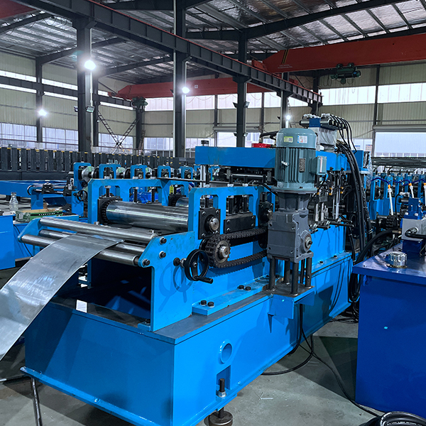 C/Z <a href='/purlin-roll-forming-machine/'>Purlin <a href='/roll-forming-machine/'>Roll Forming Machine</a></a>: Leading Factory for High-Quality Manufacturing