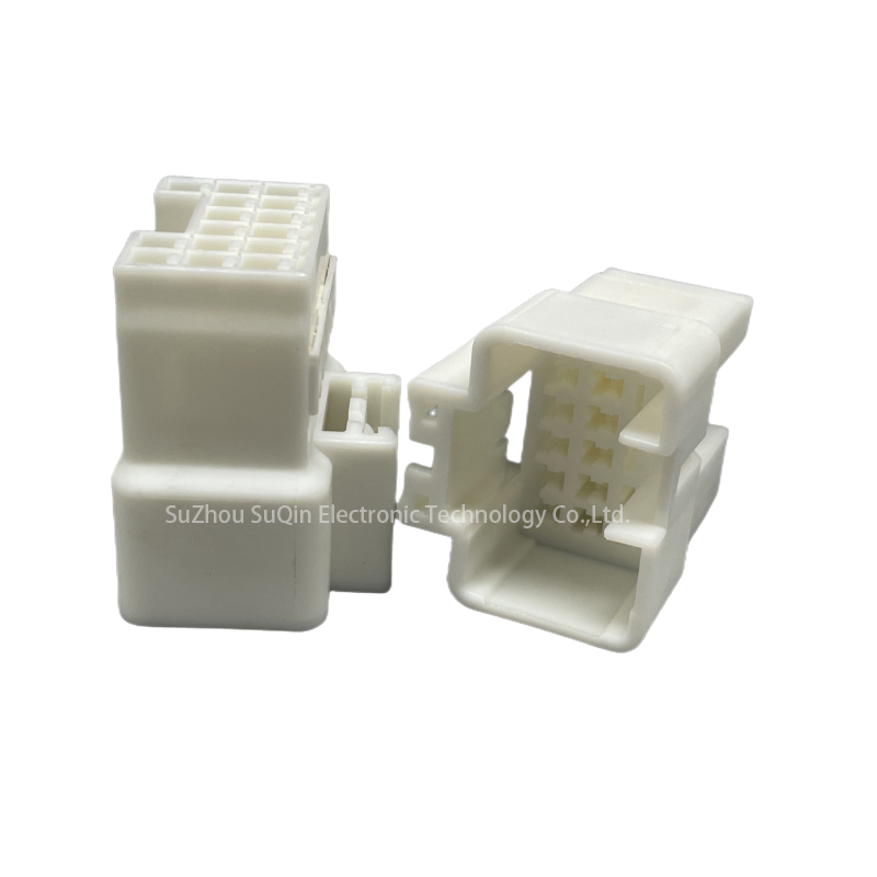 Factory Direct Connector 15 Pin Original Housing MG641071 for Superior Connectivity