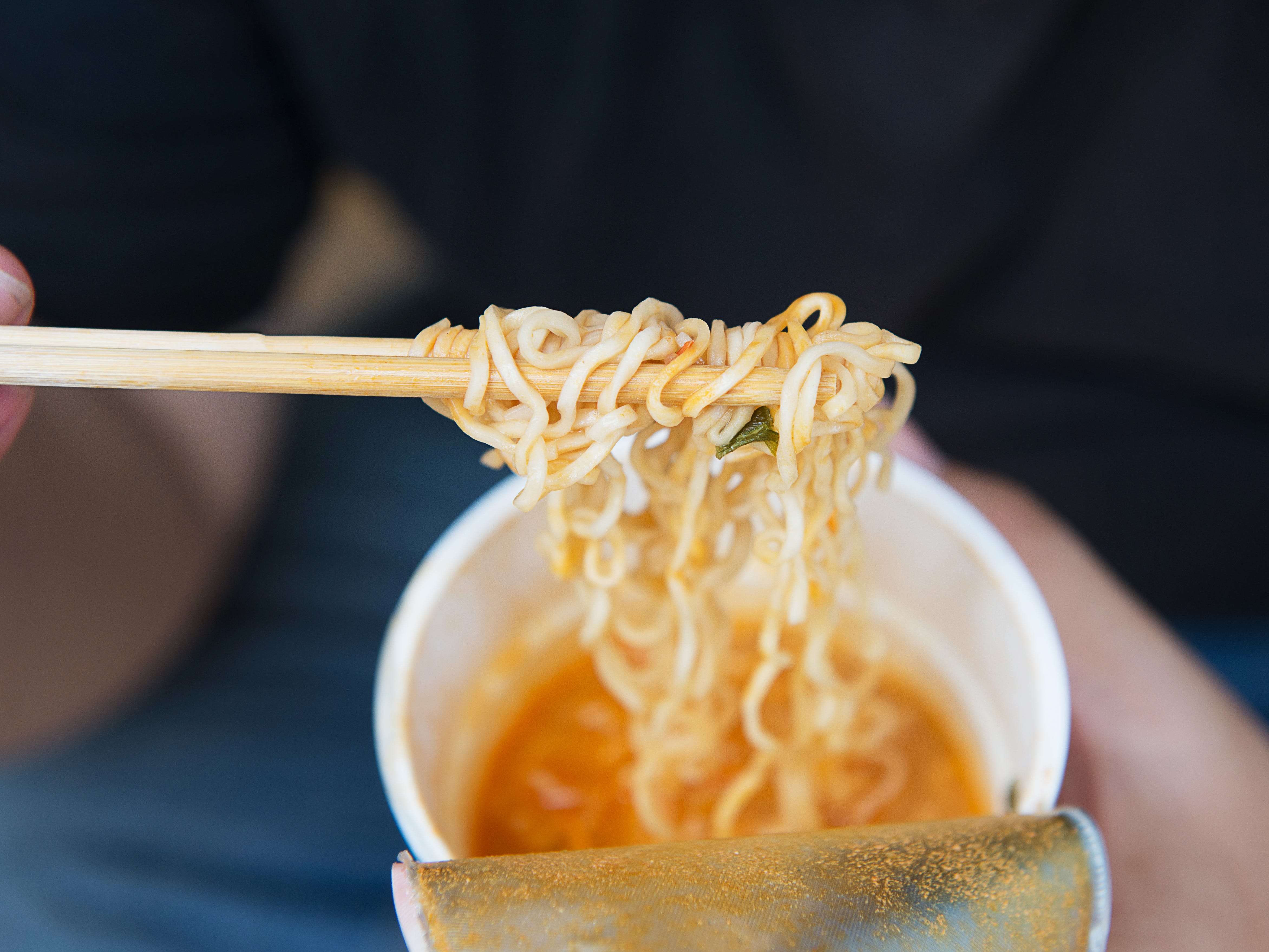 chinese ramen noodles instant