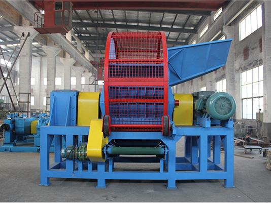 China Factory Waste Tire Shredding Machine for Recycling