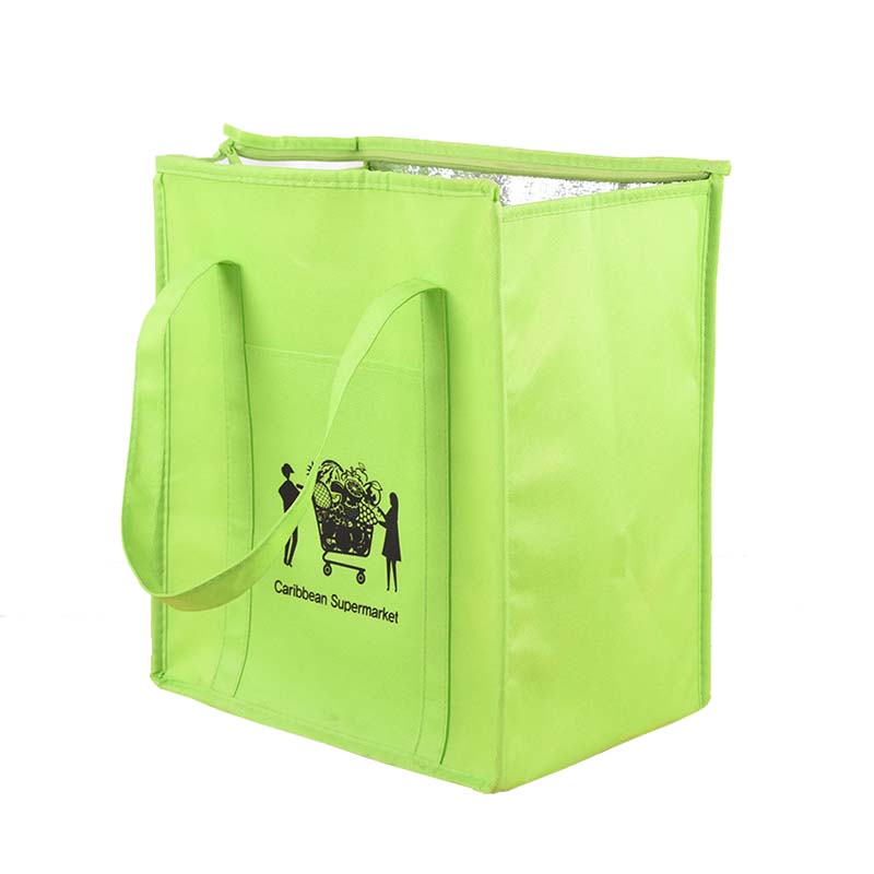 Green reusable PP non woven insulated cooler bag food delivery insulated thermal bag with front pocket